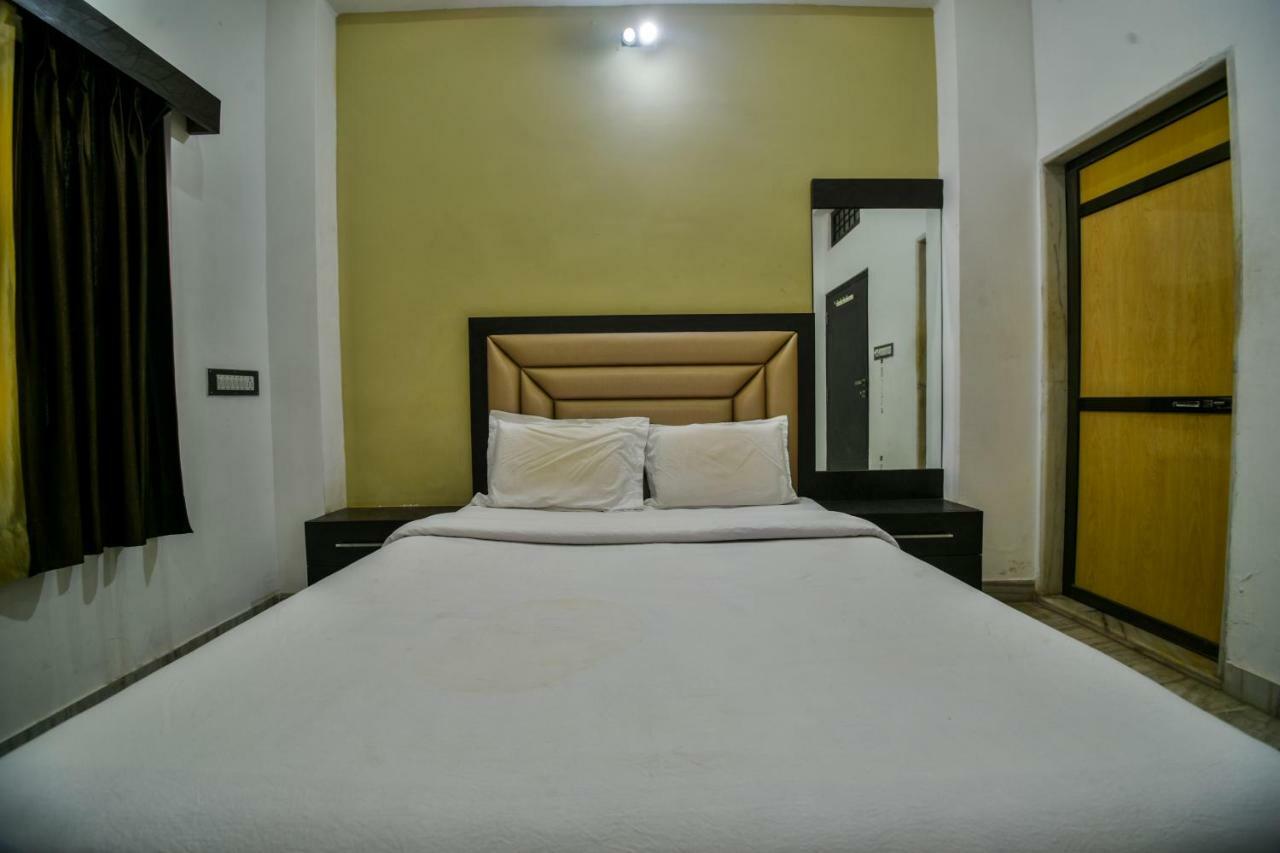 Nāthdwāra Hotel Vinayaka المظهر الخارجي الصورة